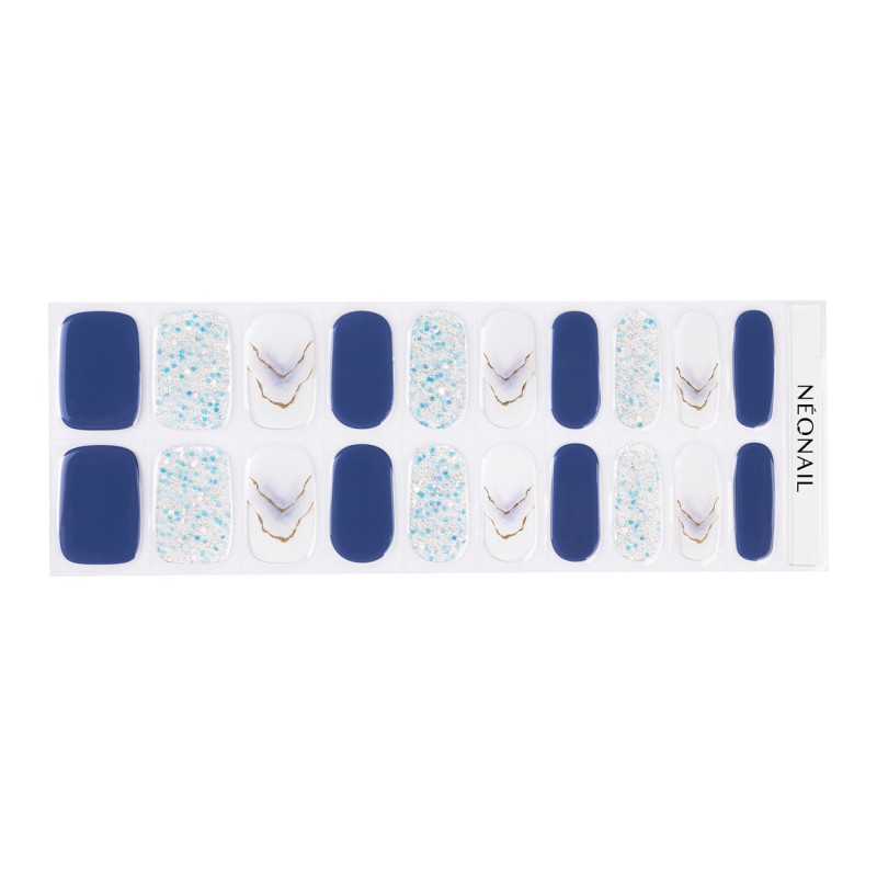 Gel Nail Stickers - manucure bleu avec effet marbr&eacute;