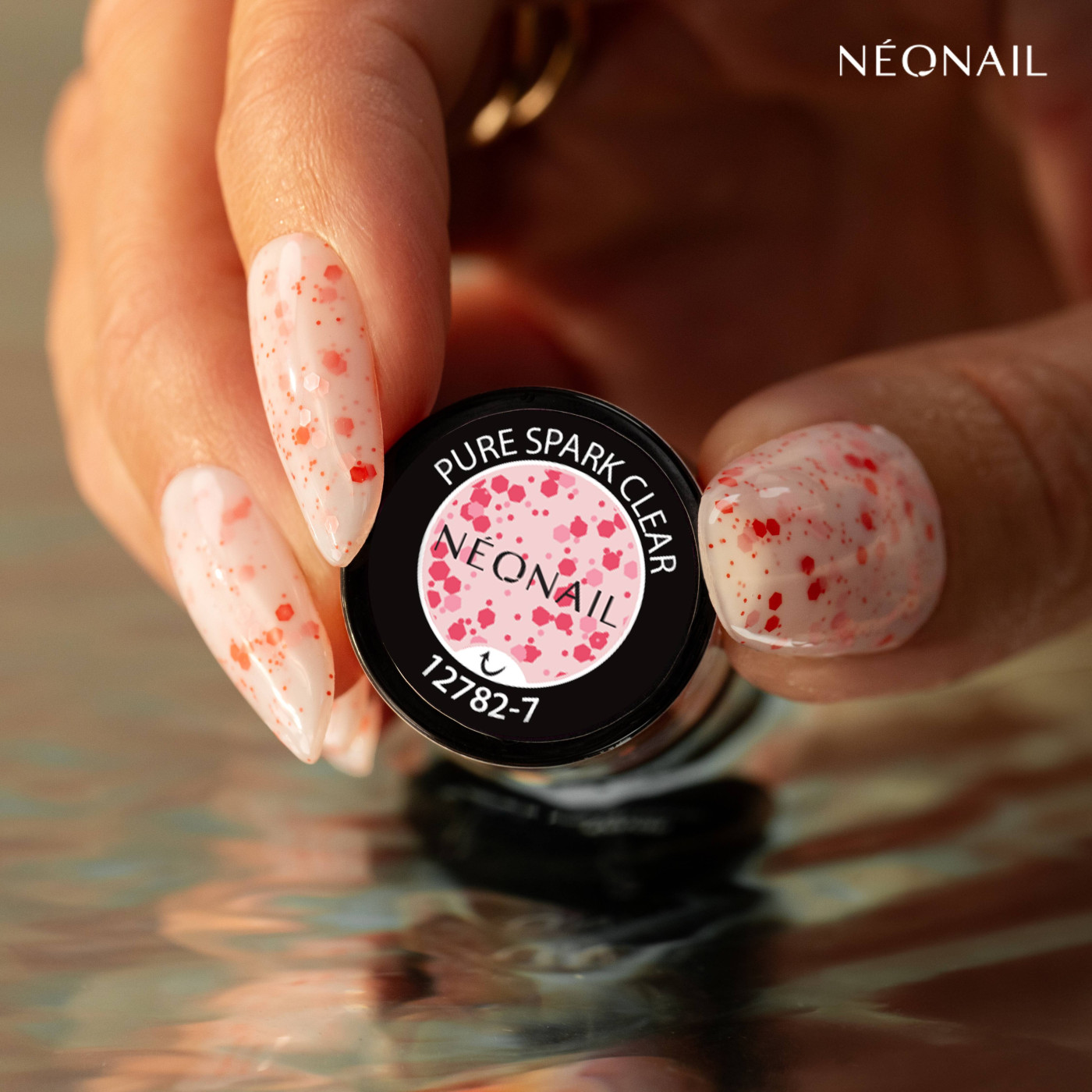 Pure Spark Clear (Vernis semi-permanent Confetti) &ndash; Finition transparente, semi-transparente